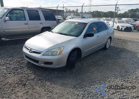 2007 Honda Accord 3.0 Ex from USA, damaged, VIN 1HGCM66867A038257
